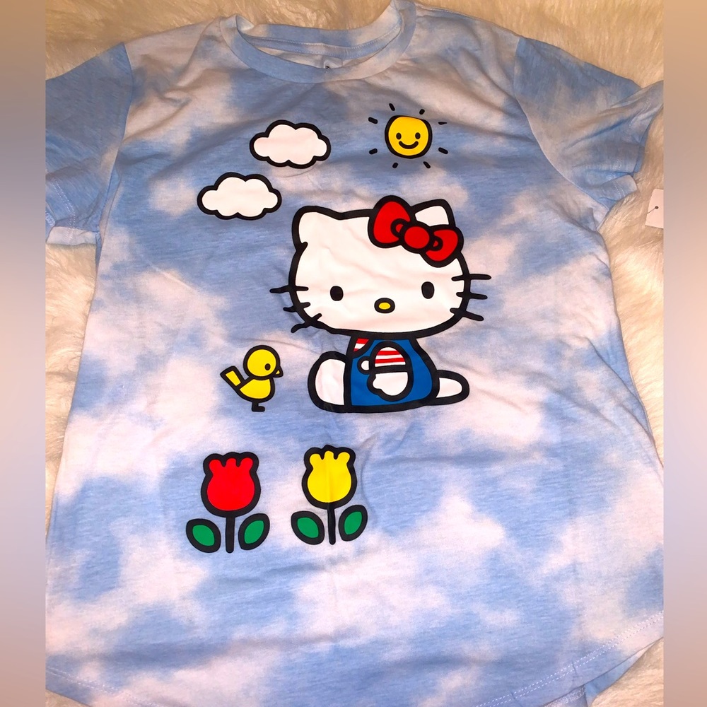 Hello Kitty clouds T Shirt